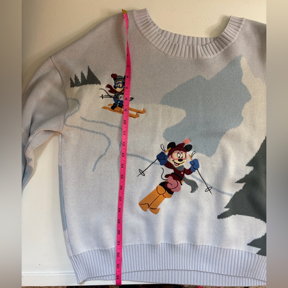 Disney’s Mickey & Minnie Ski knit Crew neck Sweater Size Large - Picture 7 of 7